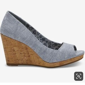 Toms Gray and Tan Wedges